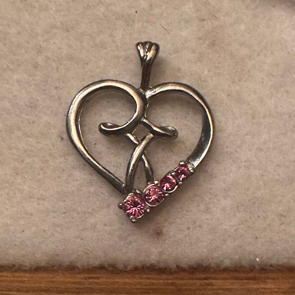 Camco Vintage Signed Silvertone Open Heart Rare Pink Rhinestone Necklace Pendant